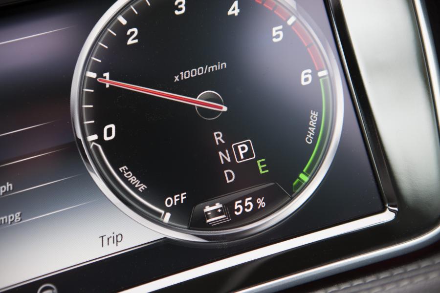  Mercedes-Benz S300 BlueTec Hybrid 2013 года  (UK) (фото 30 из 39)